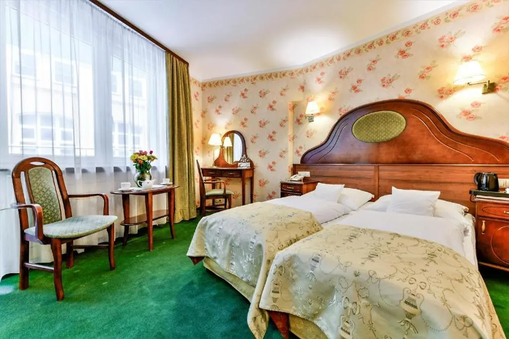 Awangarda Apartamenty Sobieski 코워브제크 아파트