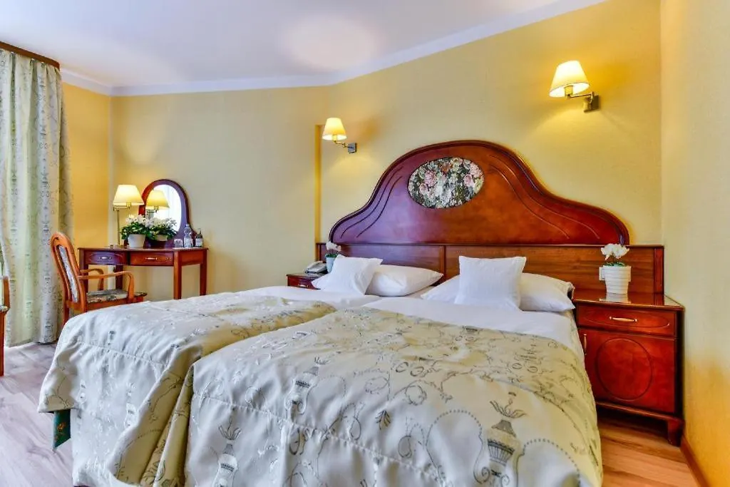 Awangarda Apartamenty Sobieski Kolobrzeg 0*,  Poland